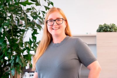 Porträttbild av medarbetare Linda