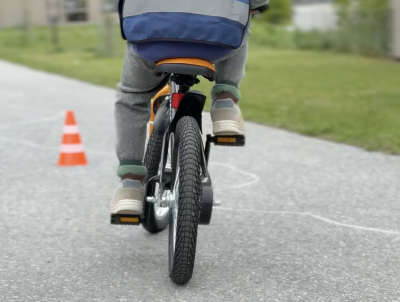 Trafik- och cykelskola bild