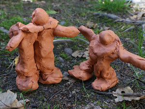 lerfigurer skapade av förskolans barn