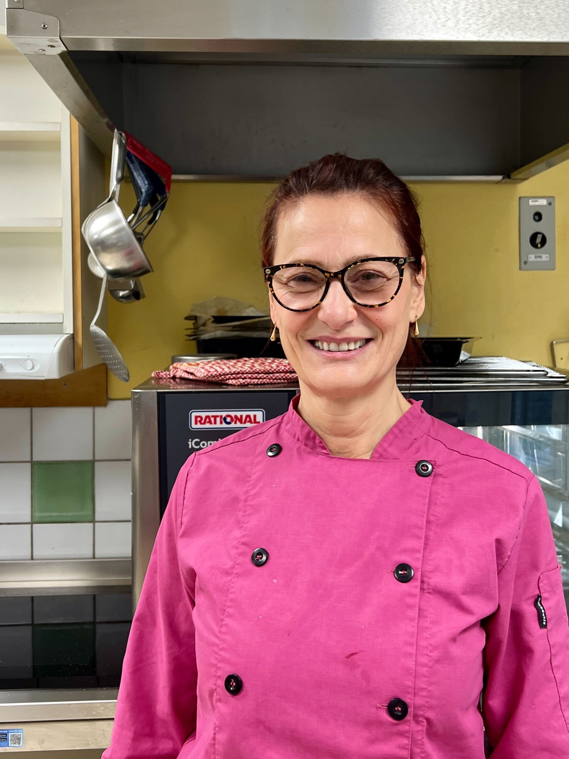 Bild på Rita kock på förskolan Björngården.